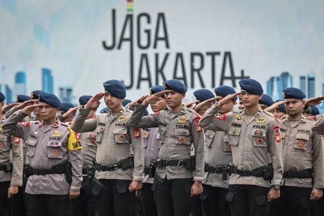 Sejumlah personel kepolisian mengikuti apel Operasi Pekat Jaya 2026 di Polda Metro Jaya, Jakarta, Rabu (28/1/2026).