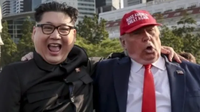 హోవర్డ్, వైట్