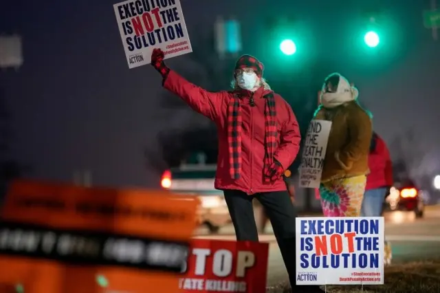 مخالفان اعدام