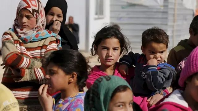 لاجئون سوريون