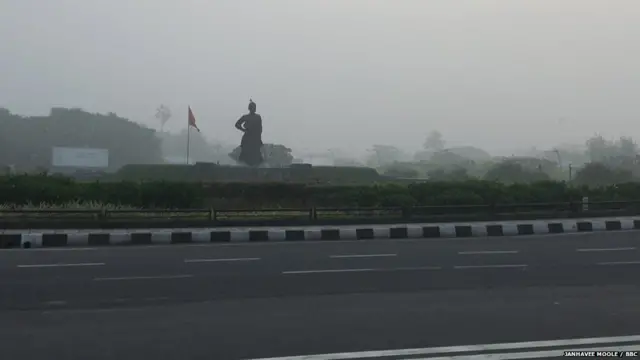 MUMBAI, WESTERN EXPRESS