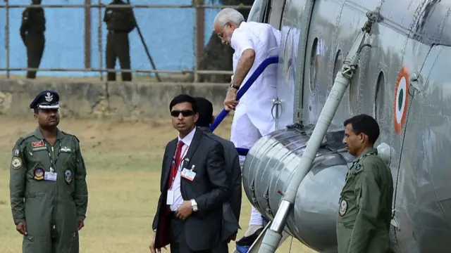 2015 සංචාරය