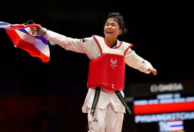 ขวัญสุดา พวงกิจจา นักเทควันโดพาราลิมปิก