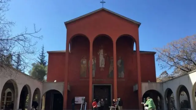 एल बोस्क़ में स्थित एक चर्च