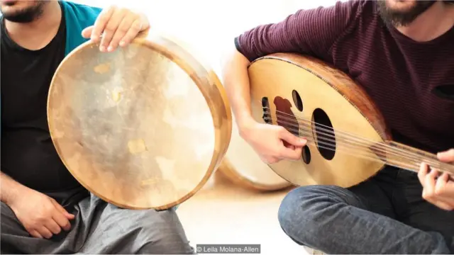suriah, musik
