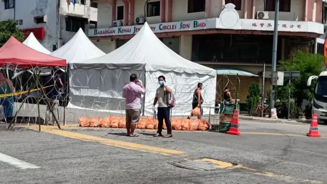 ရောဂါထိန်းချုပ်ရေး အမိန့်ကို မတ်လ ၁၈ ရက်နေ့က ဇွန်လ ၉ ရက်နေ့ အထိ ထပ်တိုးထုတ်ပြန်ထား