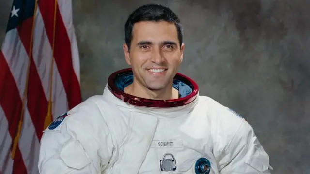 Retrato do astronauta Harrison Schmitt feitoesporte da sorte foguetinho como jogar1971