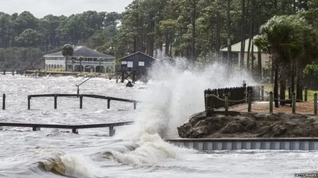 ਅਮਰੀਕਾ ਦੇ ਫਲੋਰੀਡਾ ਸੂਬੇ 'ਚ ਖ਼ਤਰਨਾਕ ਤੂਫ਼ਾਨ 'ਹਰੀਕੇਨ ਮਾਈਕਲ'
