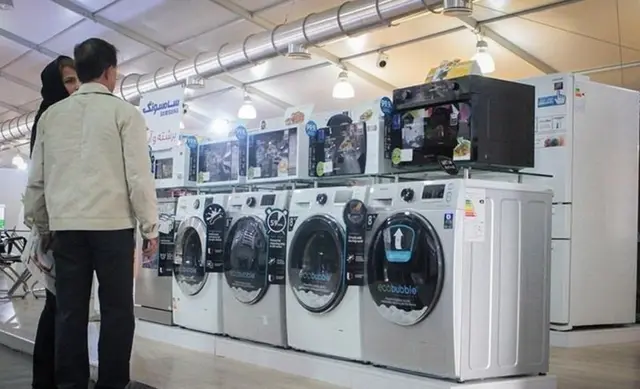 بعضی از فروشندگان لوازم خانگی به دلیل رکود بازار و نه به دلیل کاهش نرخ ارز، قیمتهای خود را اخیرا کاهش دادهاند