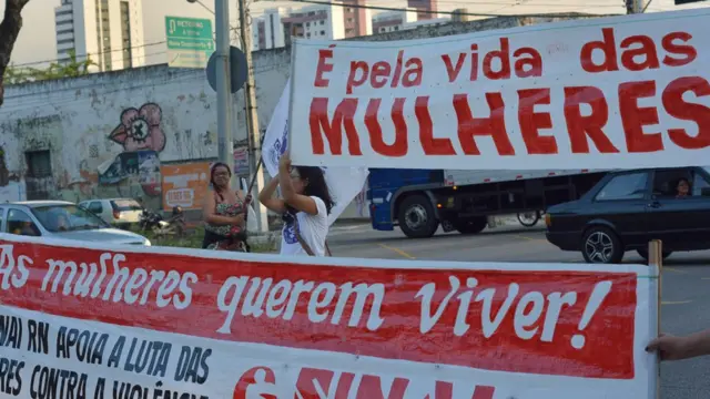 Protesto contra mortesrealsbet atendimento ao clientemulheres no Rio Grande do Norte