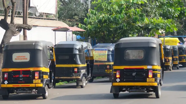 पुण्यतील रिक्षा