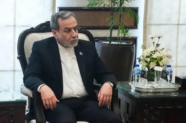 ইরানের পররাষ্ট্রমন্ত্রী আব্বাস আরাঘচি