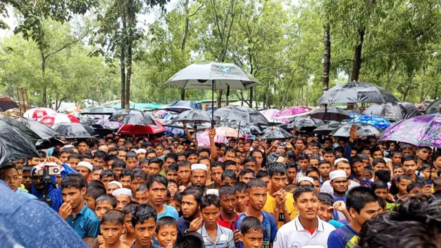 ခြောက်နှစ်ပြည့်ချိန်နေရပ်ပြန််ဖို့ ဆန္ဒထုတ်ဖော်ကြတဲ့ရိုဟင်ဂျာတွေ