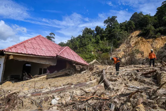 Banjir Tapanuli Tengah