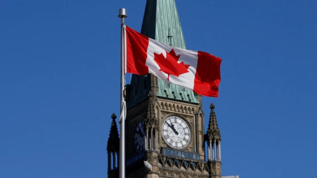 برای اولین بار بیش از نیمی از کانادایی‌ها معتقدند که میزان مهاجرت بسیار زیاد است