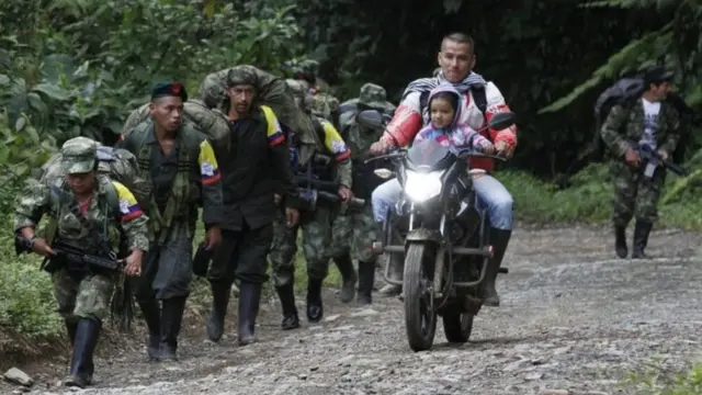 القوات المسلحة الثورية الكولومبية (فارك)