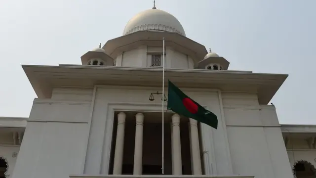 ২০০৯ সালে হাইকোর্ট কর্মস্থলে এবং শিক্ষাপ্রতিষ্ঠানে যৌন হয়রানি বন্ধে প্রতিটি প্রতিষ্ঠানে কমিটি গঠন করাসহ বিভিন্ন ব্যবস্থা নেয়ার গাইডলাইন দিয়েছিল।