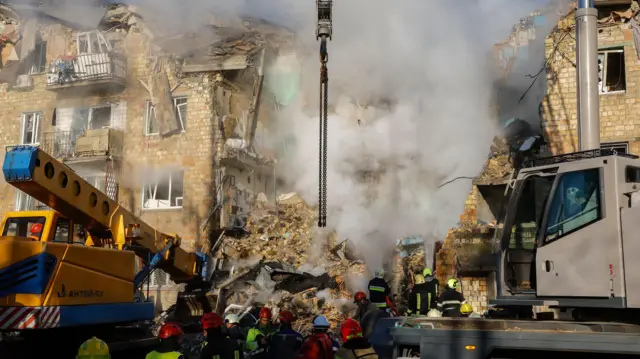 Ataques rusos en Kyiv, Ucrania.