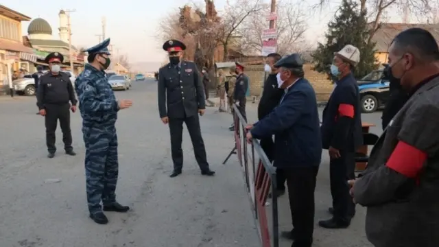Дүйнөдө кызматына байланыштуу милиция кызматкерлери коронавирустук жуктурган учурлар катталууда