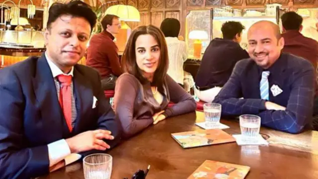 লিট ফেস্টের তিন পরিচালক সাদাফ সায, আহসান আকবার ও ড. কাজী আনিস আহমেদ।