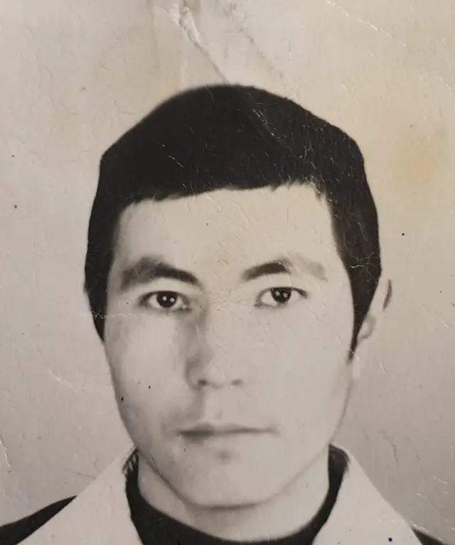 1981-жылы 18 жашында аскер кызматына чакырылган Орозалы азыр 56 жашка чыгып калды