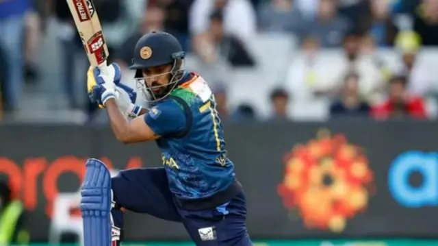 दानुष्का 