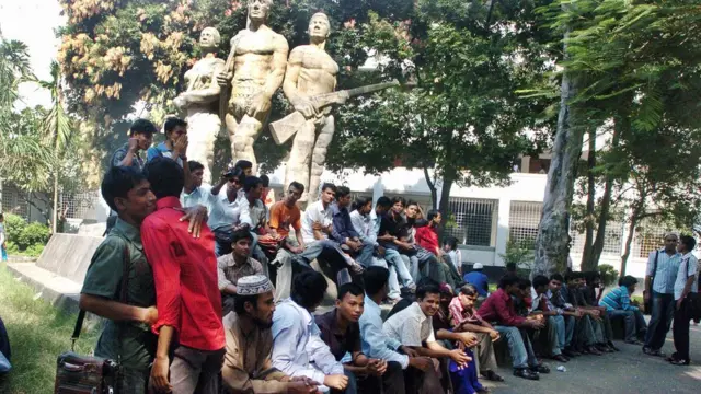 ঢাকা বিশ্ববিদ্যালয় বাংলাদেশের ঐতিহ্যবাহী একটি শিক্ষা প্রতিষ্ঠান