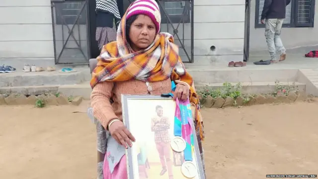 ਖਿਡਾਰੀ ਦੀ ਮਾਂ