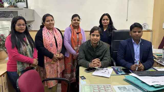 पंजाब नेशनल बैंक के कर्मचारियों की सतर्कता से बैंक की ग्राहक बड़ी ठगी से बच गई