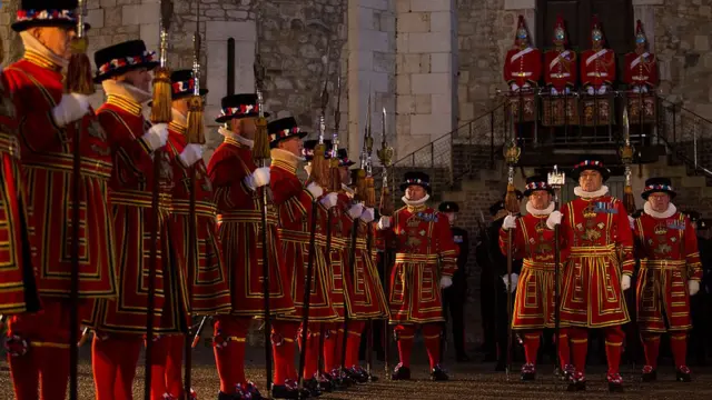 Йомены на церемонии в лондонском Тауэре