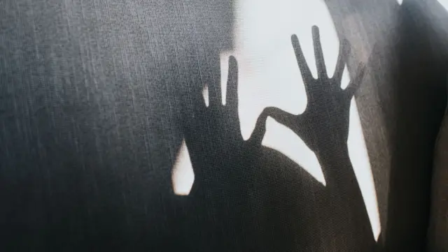 নির্যাতনের প্রতীকী ছবি