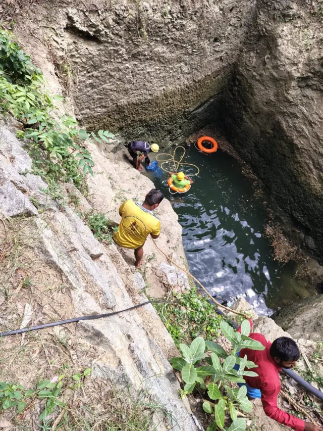 இளம்பெண்ணின் உடல் மீட்கப்பட்ட கிணறு