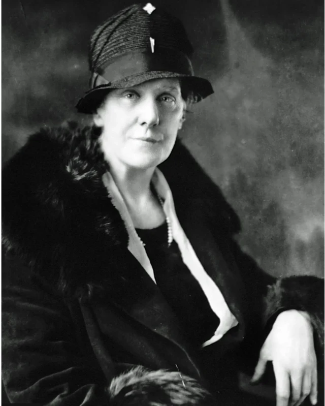 আনা জারভিসের হাতেই মা দিবসের শুরু