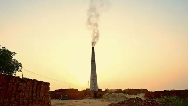 ईंट भट्टा की तस्वीर 