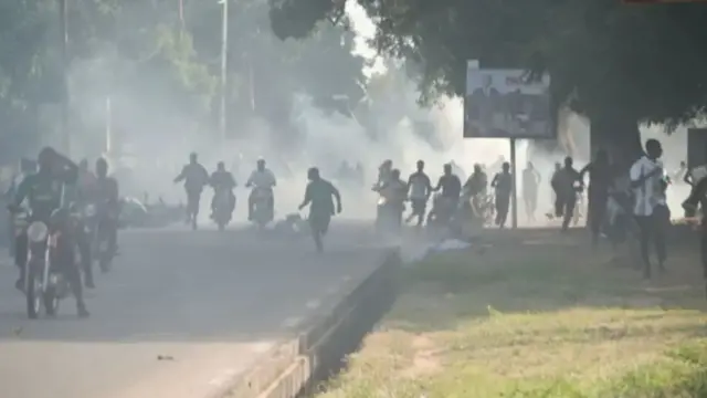 Supporters of Tchiroma demonstrate for streets ahead of di result announcement