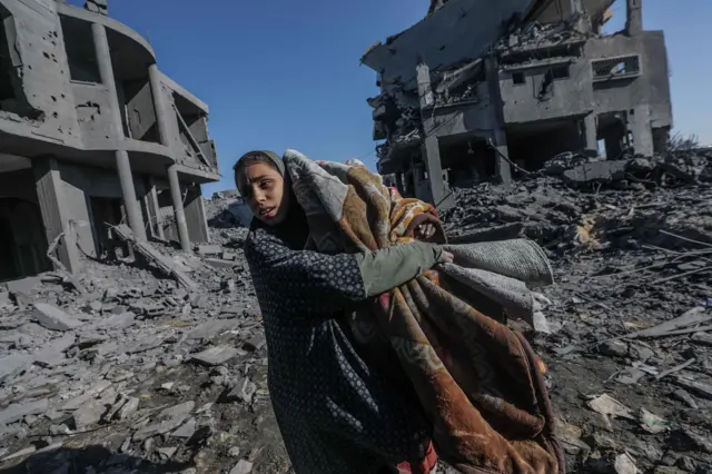 فتاة فلسطينية