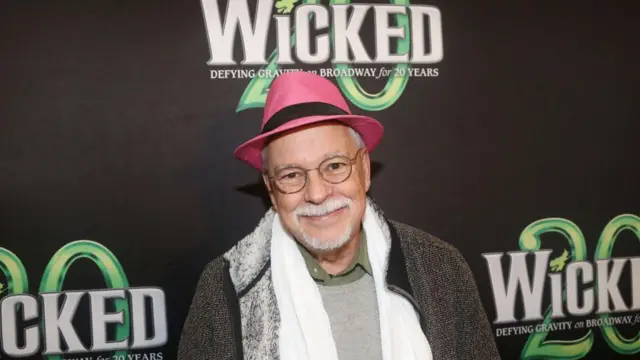 Novelis Gregory Maguire 