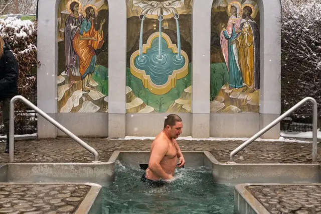 Занурення у холодну воду в Харкові