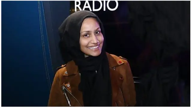 نجمة التواصل الاجتماعي المؤثرة موديست ستريت