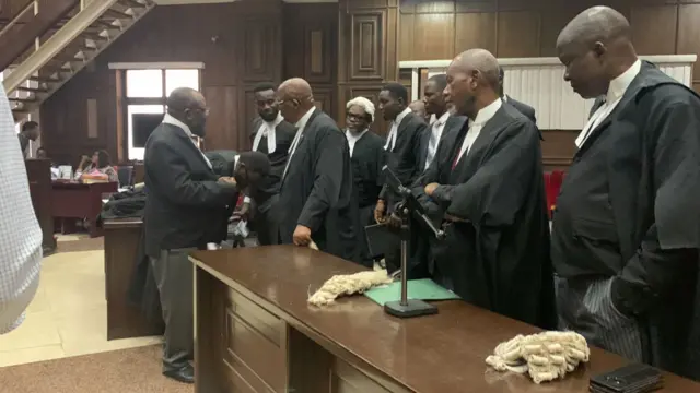 Ndị ọkaiwu Nnamdi Kanu