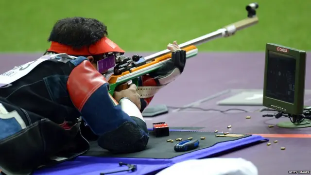 షూటింగ్