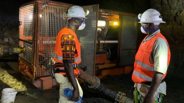Ibikorwa byo kugerageza kubatabara birakorwa ijoro n'amanywa