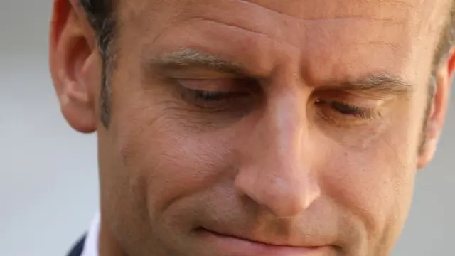 Raisi wa Ufaransa Emmanuel Macron