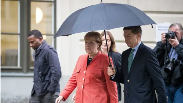 Ангела Меркель проголосувала на дільниці у Берліні