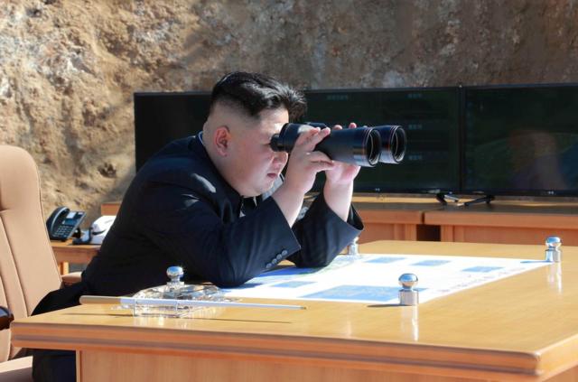 朝鮮官方電視台說，朝鮮領導人金正恩觀看了發射過程。
