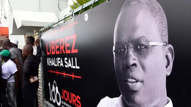 Khalifa Sall, considéré comme un redoutable adversaire de Macky Sall, a été frappé d'une condamnation qui l'écarte du scrutin présidentiel, au même titre que Karim Wade.