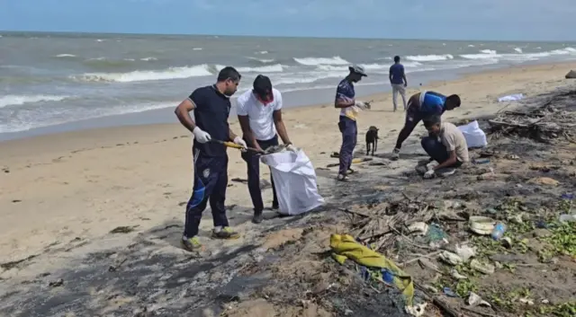 கேரள கடலில் மூழ்கிய சரக்குக் கப்பல்: தனுஷ்கோடி பகுதிக்குப் புதிய அபாயம் – என்ன நடக்கிறது?