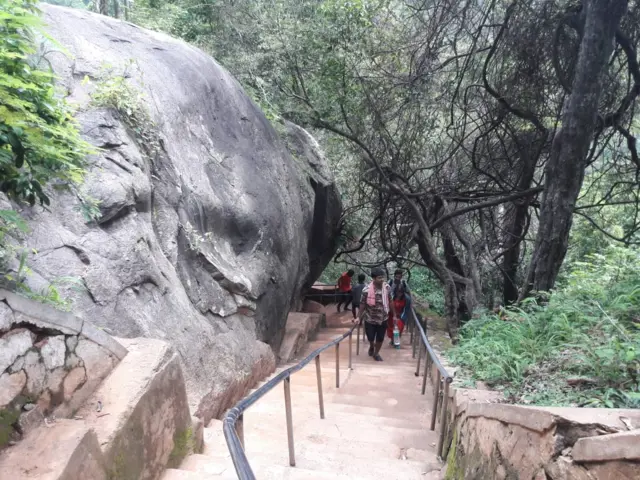 ஆகாய கங்கை நீர்வீழ்ச்சி