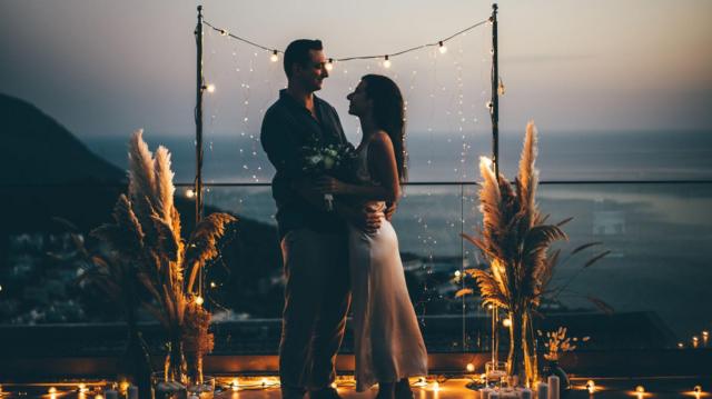 பிரதமர் மோதியின் 'வெட் இன் இந்தியா' முழக்கம், காஷ்மீருக்கு சாதகமாக அமையுமா?