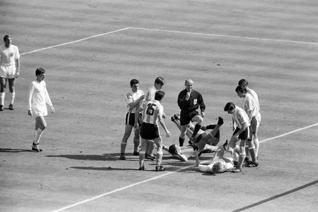 Copa do Mundo de 1966: Inglaterra contra Argentina. 25 de julho de 1966